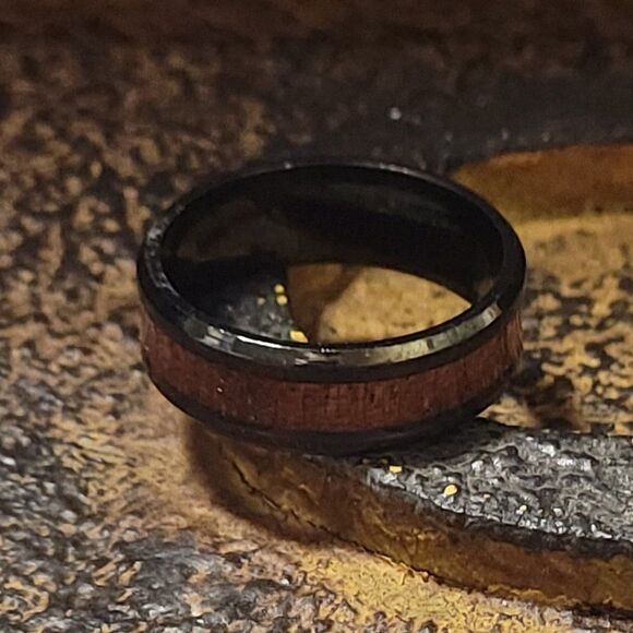 Men's Wedding Band Ring With Koa Wood Inlay - Koa Wood Inlay Wedding Ring - Picture 6 of 8